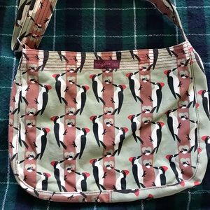 Bungalow 360 woodpecker messenger bag